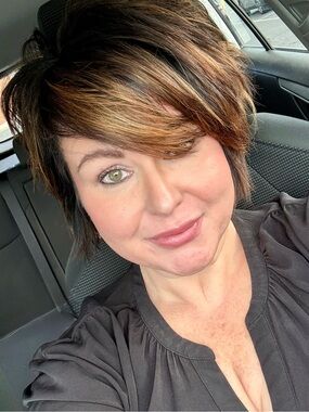 Meet your Posher, Andrea